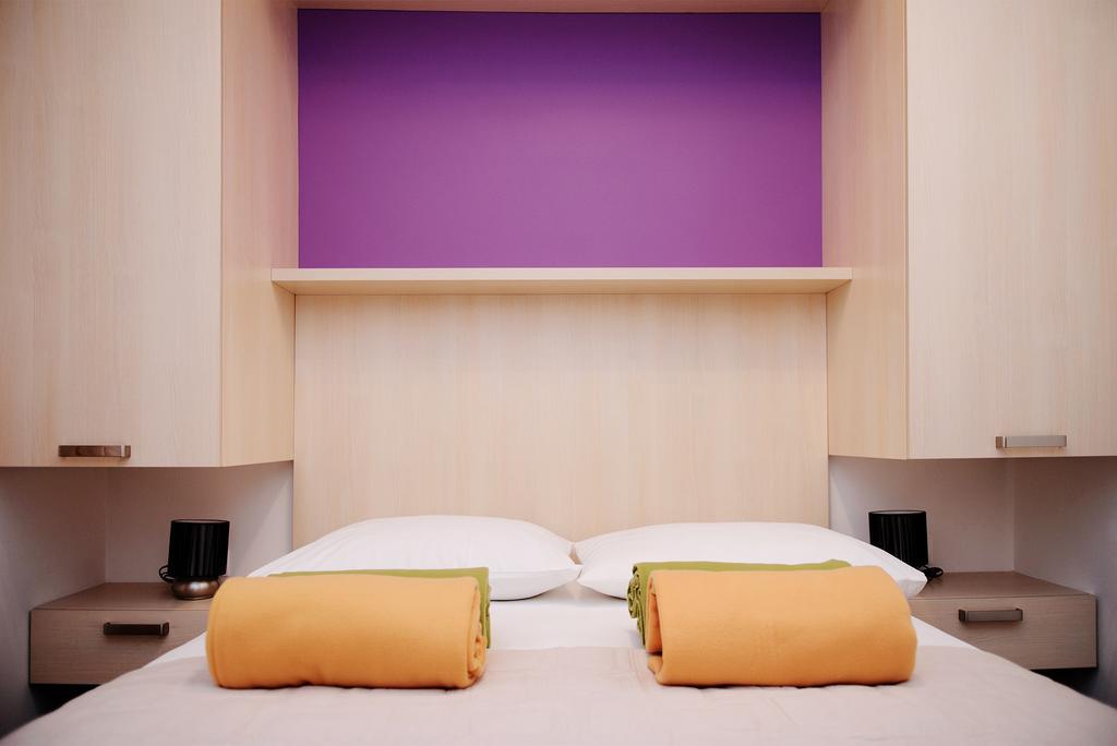 Apartments Zdenka Vinisce Room photo